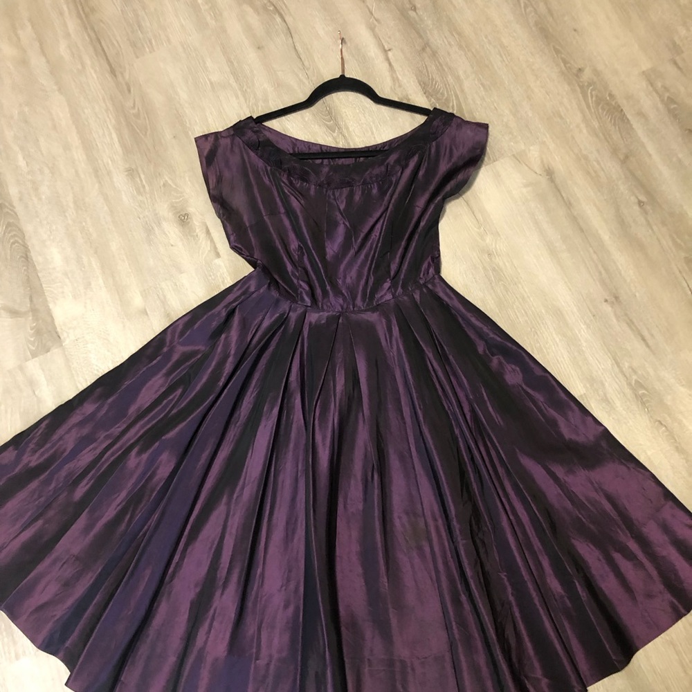 1940s purple satin part dress true vintage around a size 4
